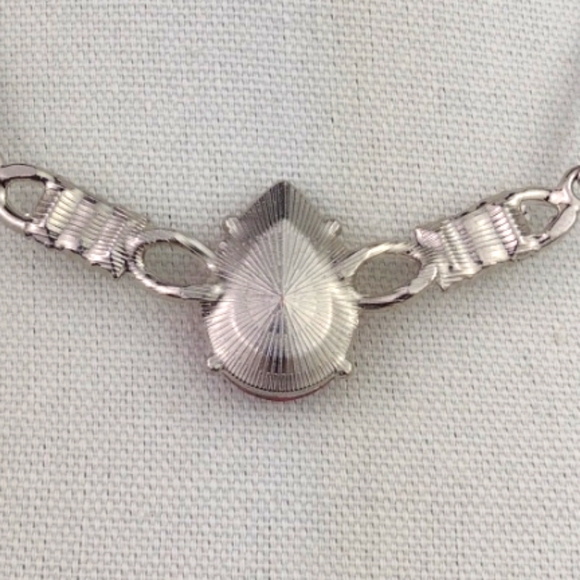 Vibrant Ruby Red Faceted Glass Jewel Rhinestone Silver Tone Choker Necklace - Picture 5 of 12